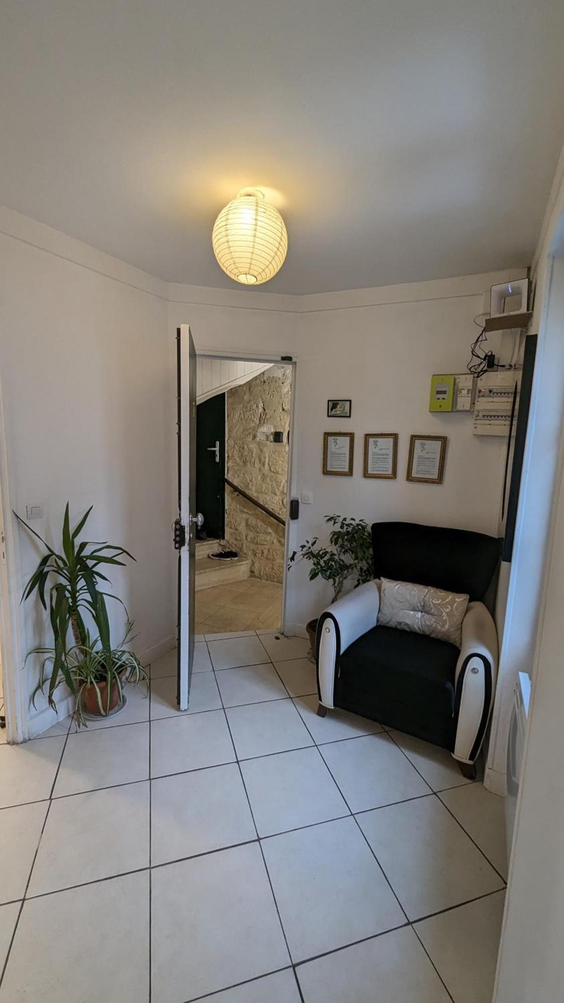 Chez Ma Petite Reine 1 Apartment ปองตัวส์ ภายนอก รูปภาพ