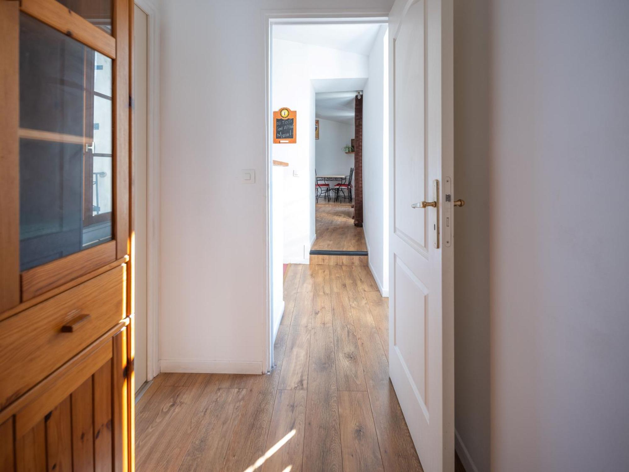 Chez Ma Petite Reine 1 Apartment ปองตัวส์ ภายนอก รูปภาพ