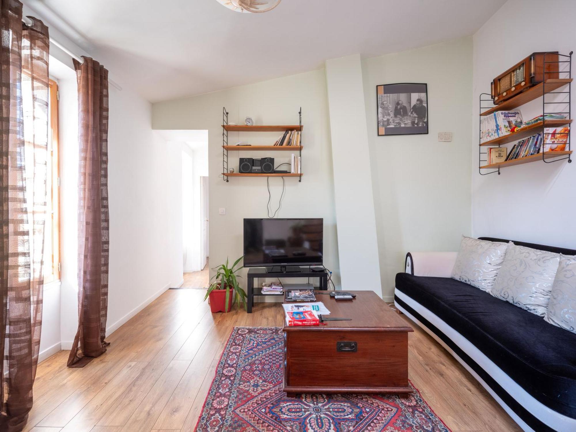 Chez Ma Petite Reine 1 Apartment ปองตัวส์ ภายนอก รูปภาพ