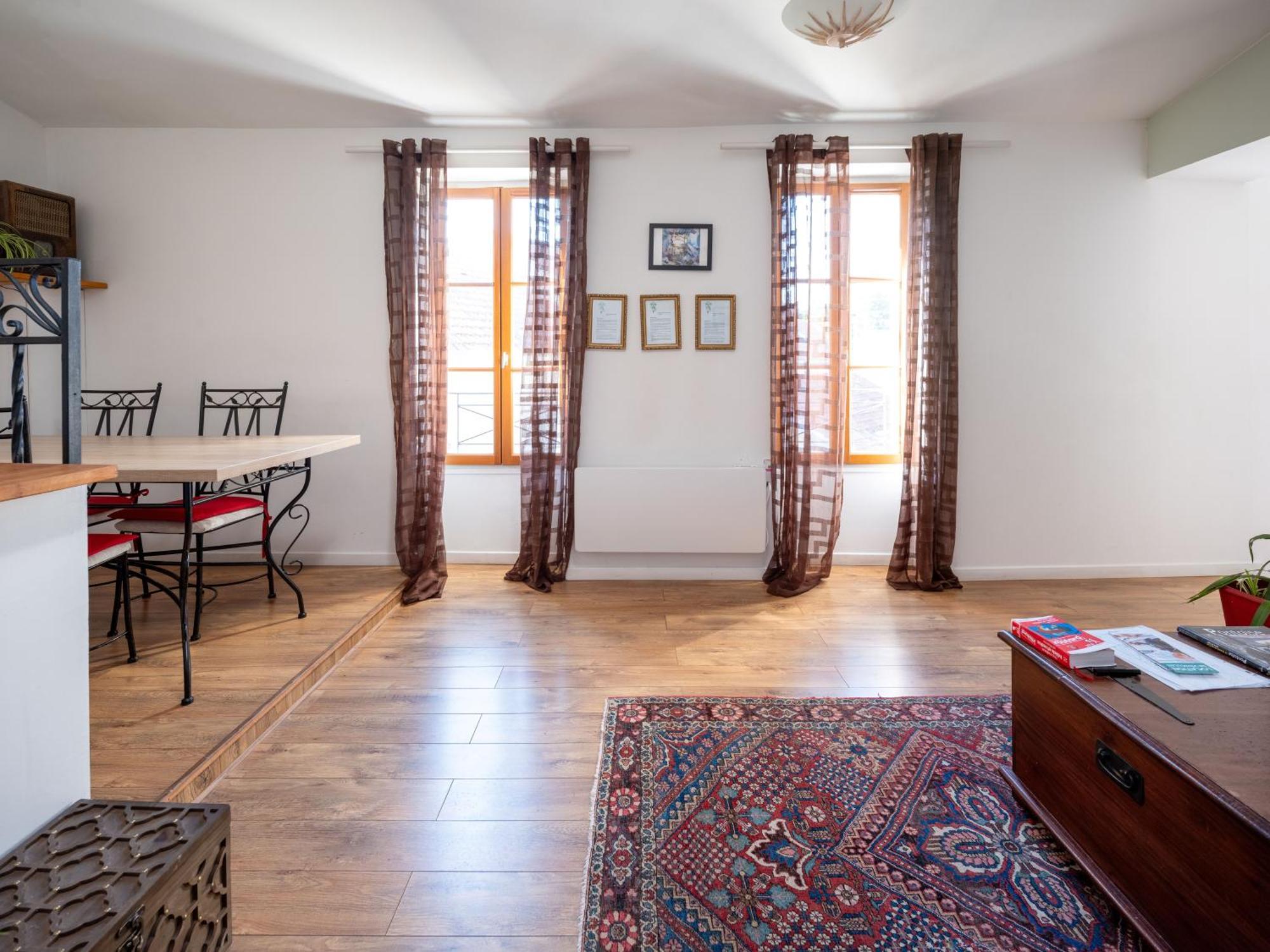 Chez Ma Petite Reine 1 Apartment ปองตัวส์ ภายนอก รูปภาพ